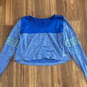 Nike Crop Top